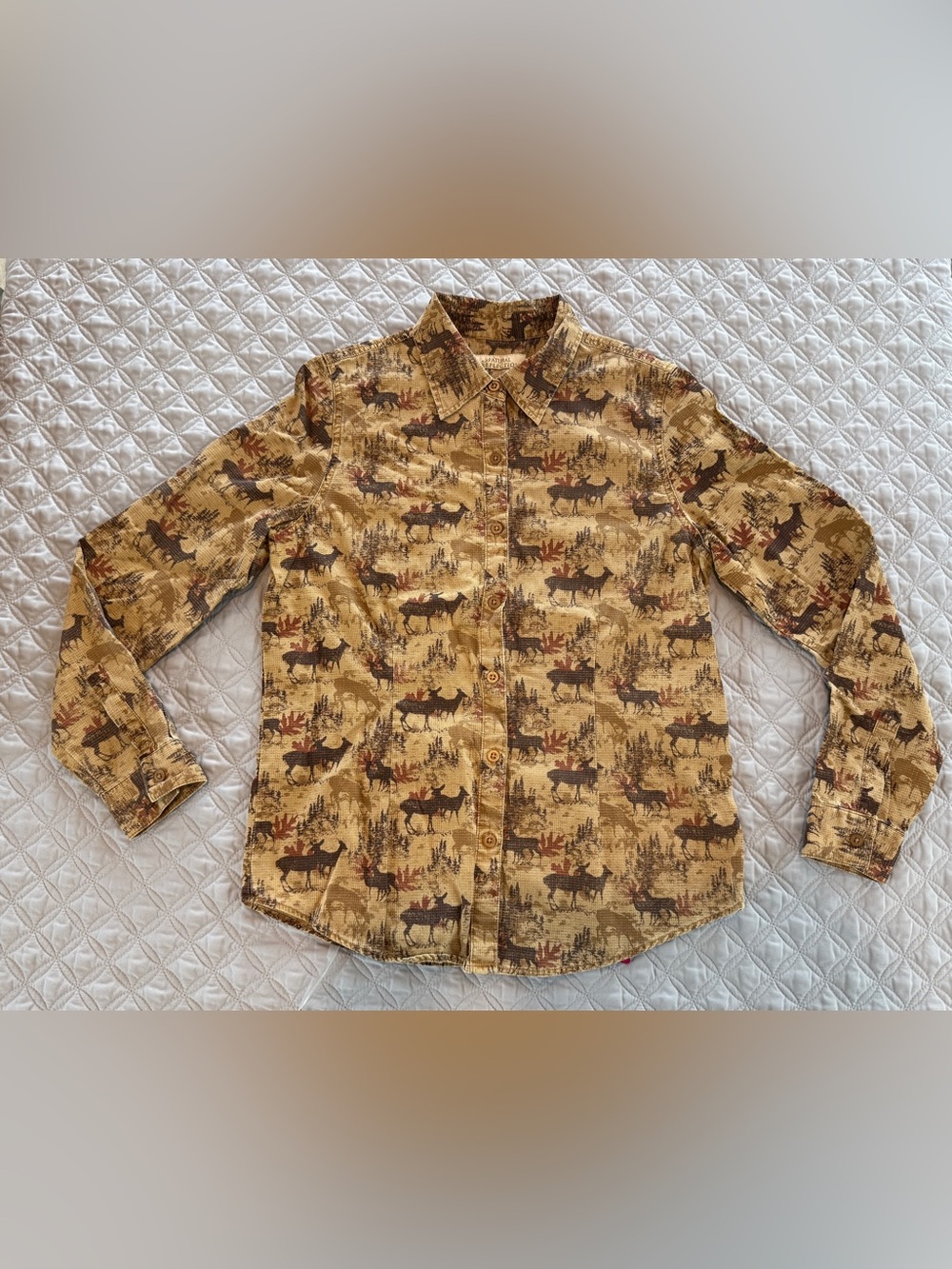 Natural Reflections Womens Small Long Sleeve Shirt Tan Brown Deer Wildlife Print